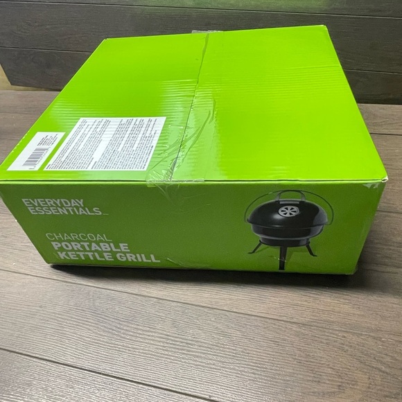 Charcoal Portable Kettle Grill - Picture 4 of 4